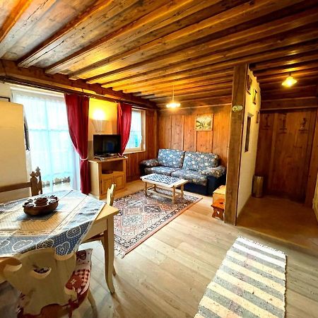 Ciasa Rossi Apartment Soraga Ngoại thất bức ảnh