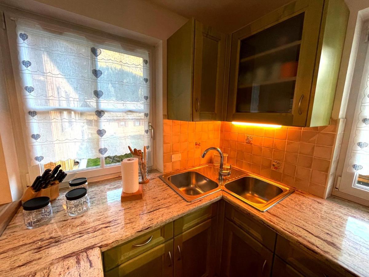 Ciasa Rossi Apartment Soraga Ngoại thất bức ảnh