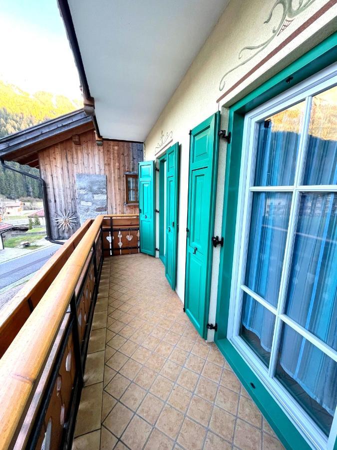 Ciasa Rossi Apartment Soraga Ngoại thất bức ảnh